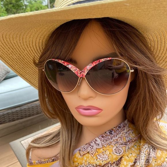 Emilio Pucci Butterfly Sunglasses - Picture 2 of 13